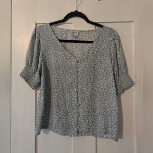 Blue and white floral top